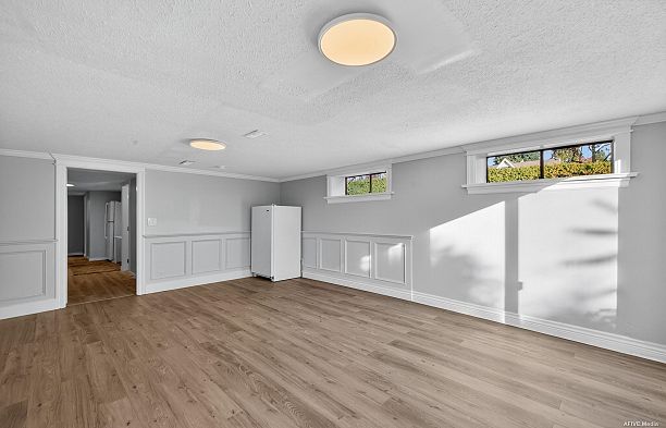 7561 Angus Drive South Granville