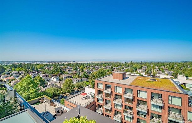 309 7128 Adera Street South Granville