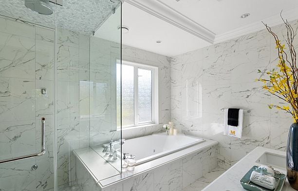 4146 Crown Crescent Point Grey