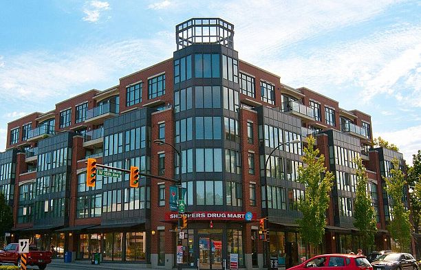 206 3228 Tupper Street Cambie