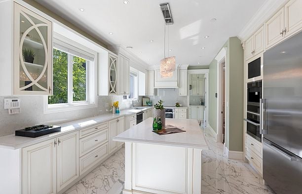 4146 Crown Crescent Point Grey