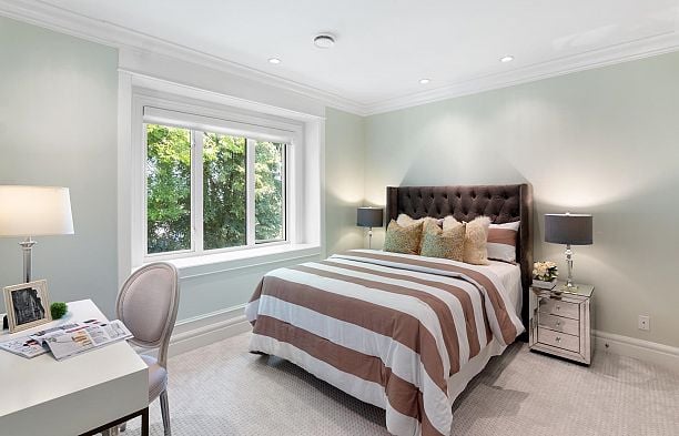 4146 Crown Crescent Point Grey