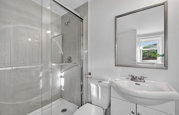 7561 Angus Drive South Granville