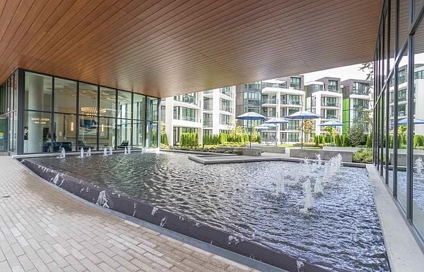 18 3483 Ross Drive University VW