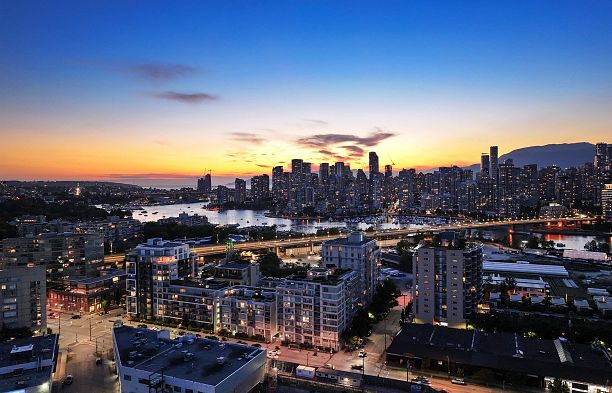 1004 1887 Crowe Street False Creek