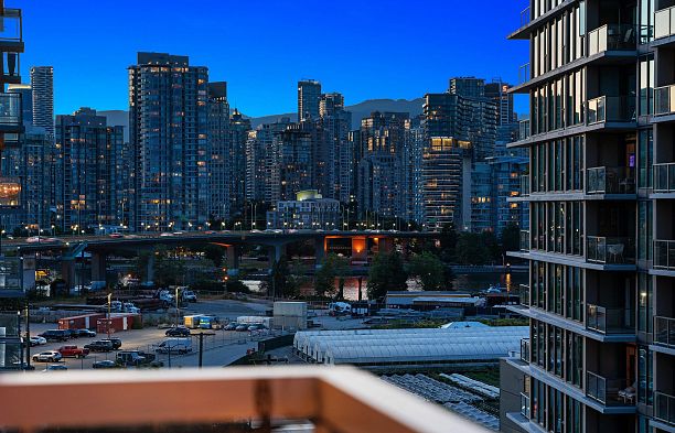 1004 1887 Crowe Street False Creek