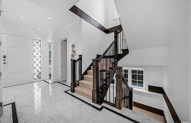 3176 W 35th Avenue MacKenzie Heights