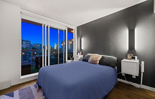 1004 1887 Crowe Street False Creek