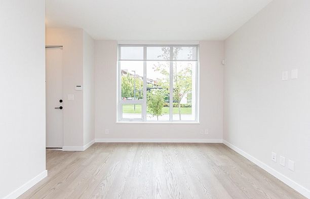 18 3483 Ross Drive University VW