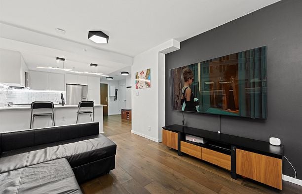 1004 1887 Crowe Street False Creek