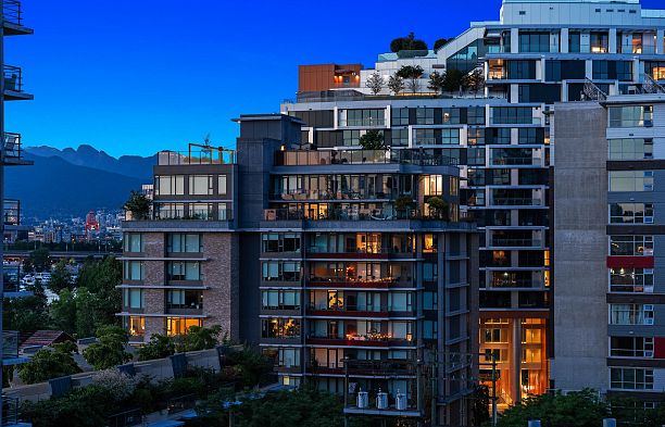 1004 1887 Crowe Street False Creek