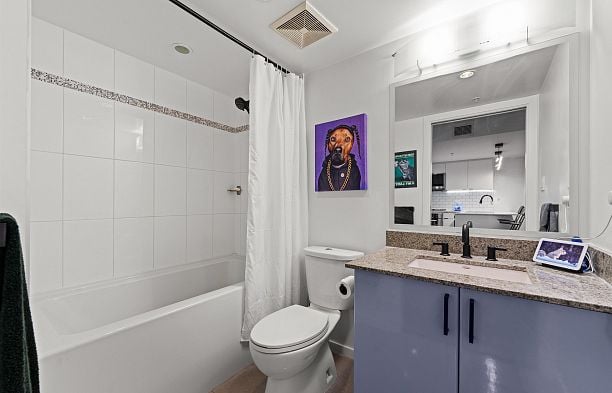 1004 1887 Crowe Street False Creek