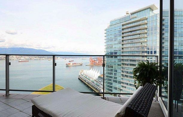 3304 1077 W Cordova Street Coal Harbour