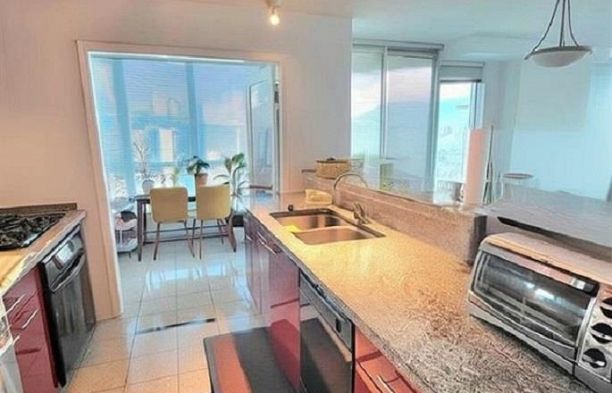 3105 1328 W Pender Street Coal Harbour