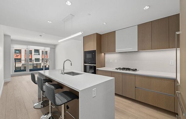 306 3636 W 39th Avenue Dunbar