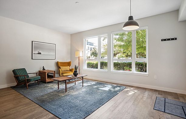 110 4080 Yukon Street Cambie