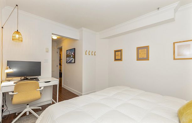 209 3333 W 4th Avenue Kitsilano