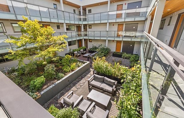 306 209 E 20th Avenue Main