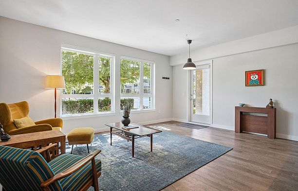 110 4080 Yukon Street Cambie