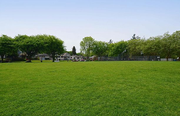 209 3333 W 4th Avenue Kitsilano