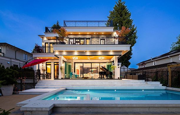 8483 Wiltshire Street S.W. Marine