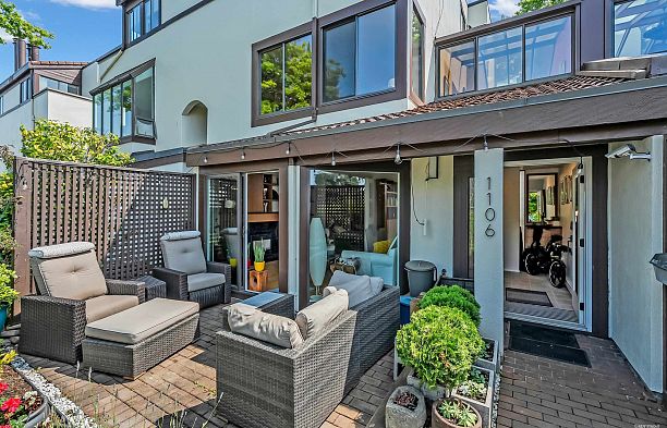 1106 Ironwork Passage False Creek