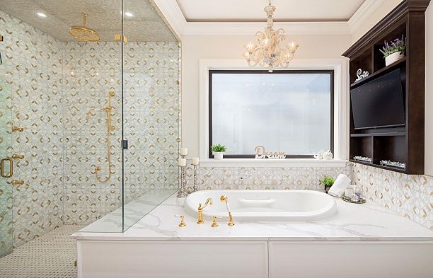 8483 Wiltshire Street S.W. Marine