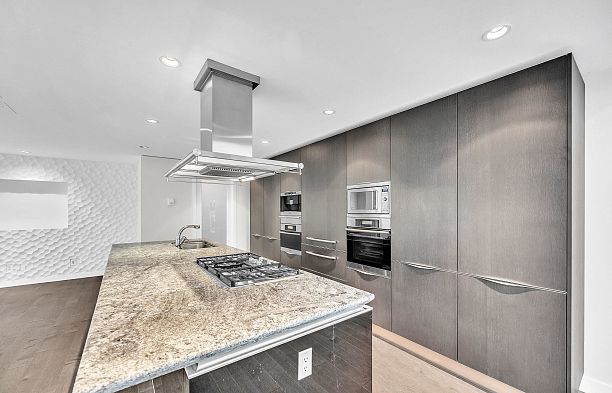 1103 1139 W Cordova Street Coal Harbour