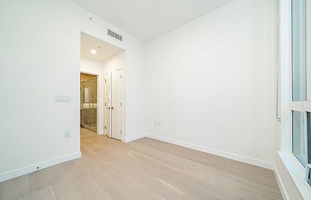 505 5212 Cambie Street Cambie