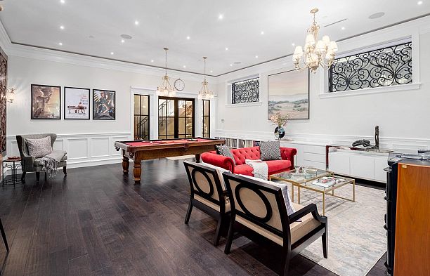 8483 Wiltshire Street S.W. Marine