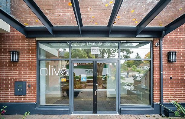 426 3228 Tupper Street Cambie