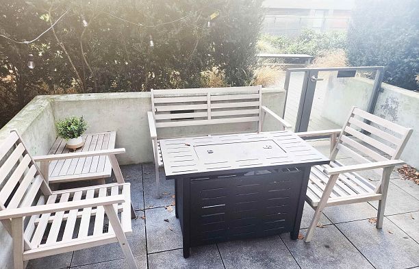 221 159 W 2nd Avenue False Creek