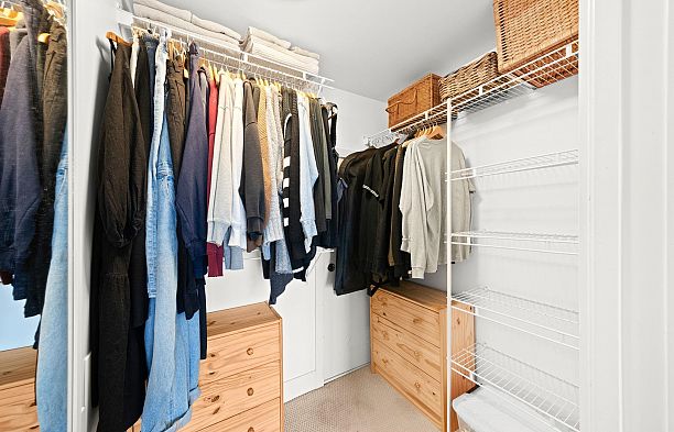 425 2008 Pine Street False Creek