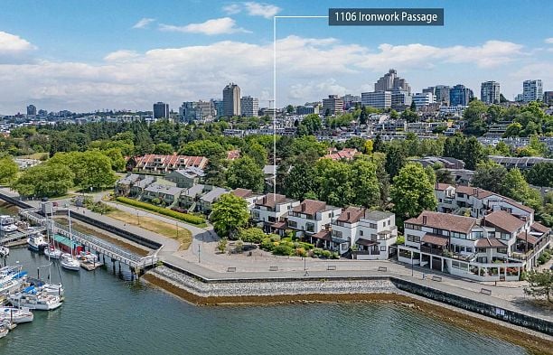 1106 Ironwork Passage False Creek