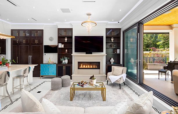 8483 Wiltshire Street S.W. Marine