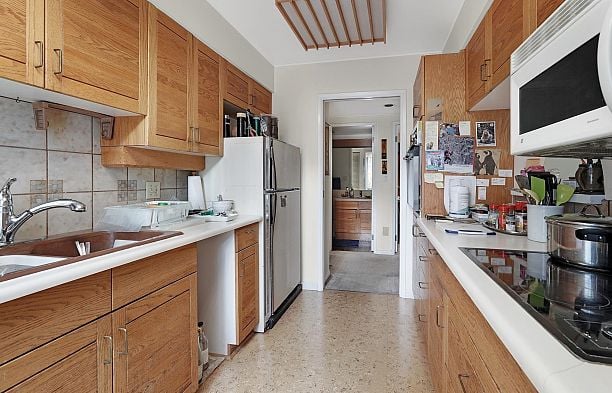 41 1425 Lamey's Mill Road False Creek