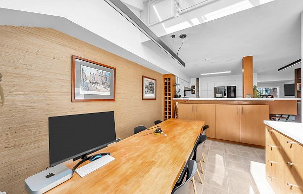 1106 Ironwork Passage False Creek