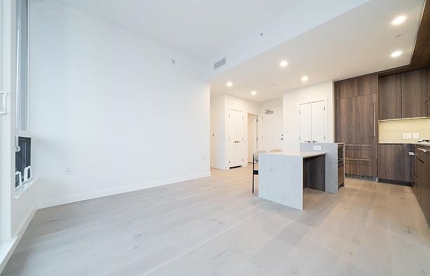 505 5212 Cambie Street Cambie