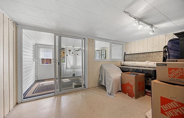 4054 W 31st Avenue Dunbar