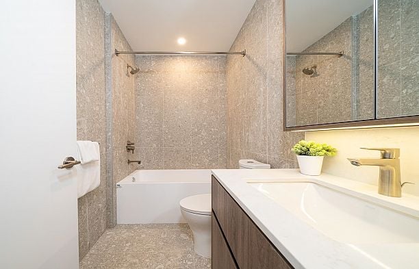 501 5212 Cambie Street Cambie