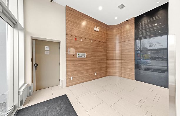 425 2008 Pine Street False Creek