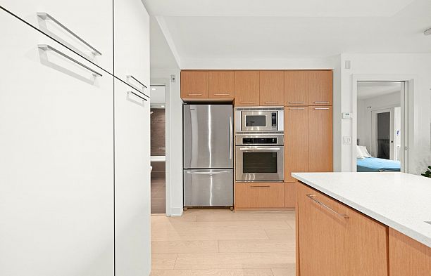 425 2008 Pine Street False Creek