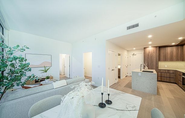 501 5212 Cambie Street Cambie