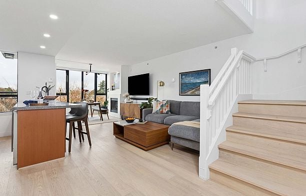 426 3228 Tupper Street Cambie