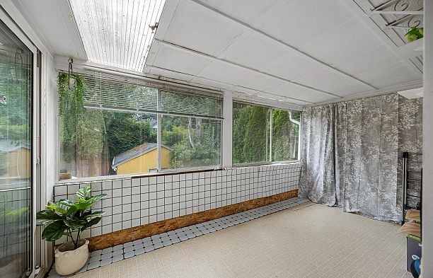 4054 W 31st Avenue Dunbar