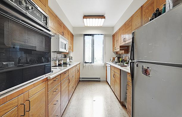 41 1425 Lamey's Mill Road False Creek