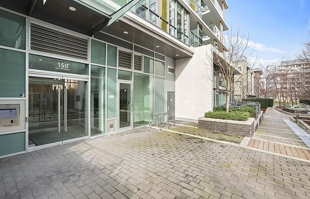 221 159 W 2nd Avenue False Creek