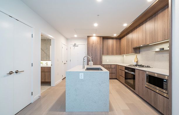 501 5212 Cambie Street Cambie