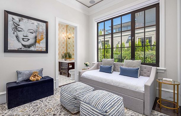 8483 Wiltshire Street S.W. Marine