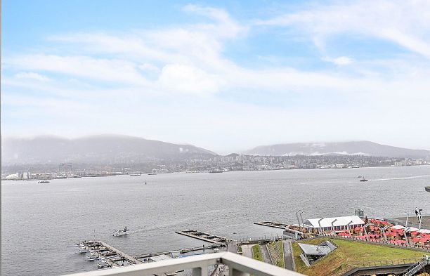 1103 1139 W Cordova Street Coal Harbour